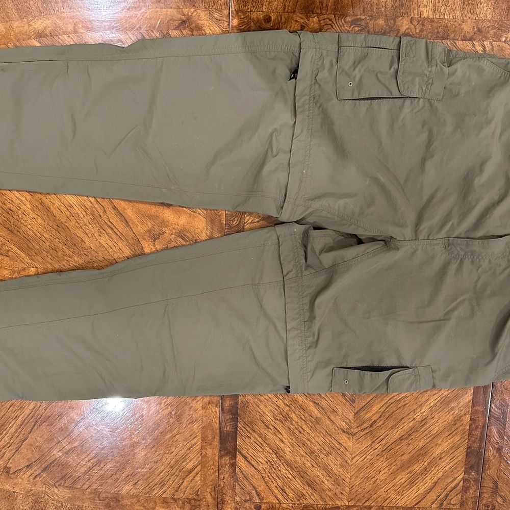 Magellan Men's Olive Cargo Pants